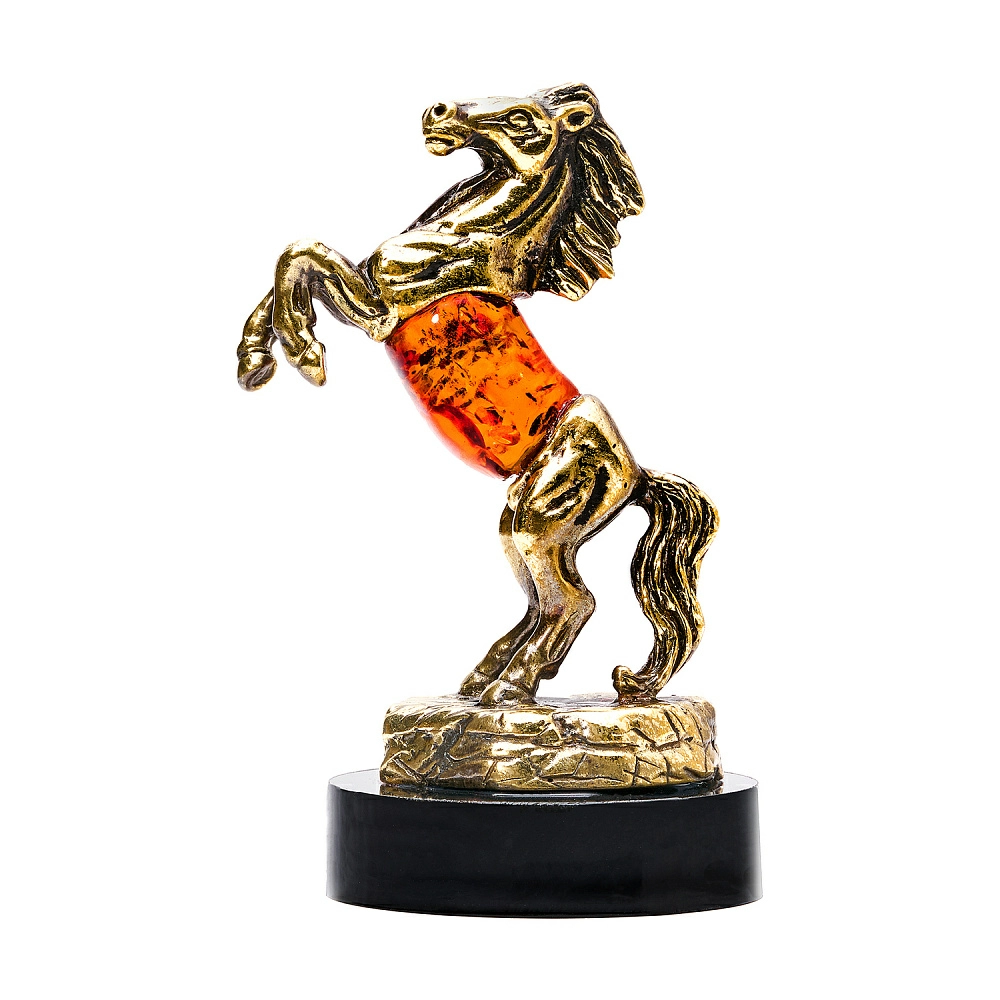 Tượng ngựa là biểu tượng của năm 2026