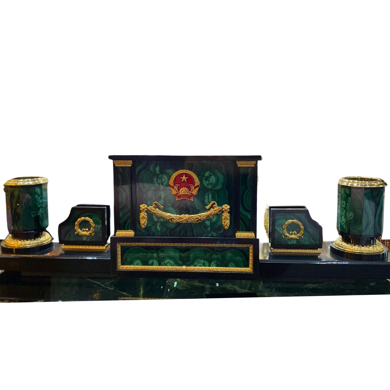 z7195406908413_c7073232ae3bcaa8d713ad552128cd23