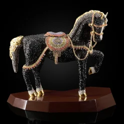 Tượng điêu khắc đính đá pha lê "Ngựa Phản Lực"